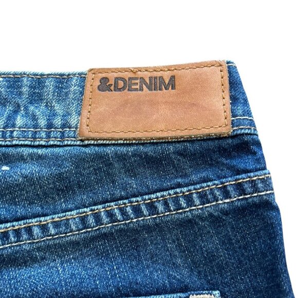 H&M &Denim Collection Denim Booty Shorts Midrise Distressed Size 6 NWOT - Picture 3 of 6